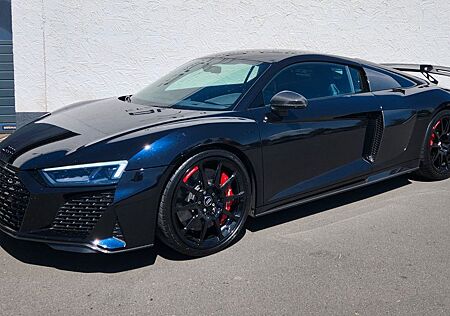 Audi R8 Performance Individual/Keramik/Carbon/Schalen