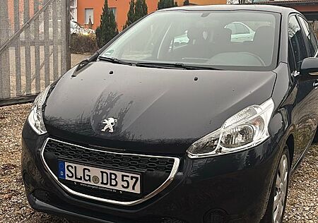 Peugeot 208 PureTech 82 Active Active