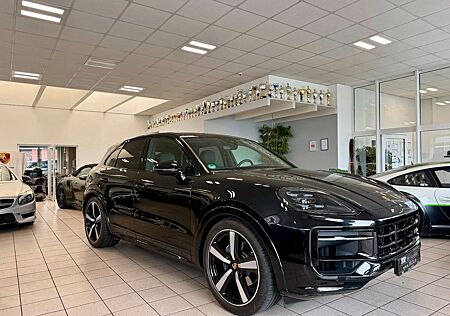 Porsche Cayenne SportDesign/Luftfederung/ACC/HUD/22Zoll