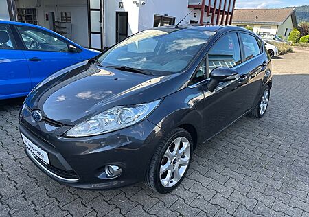 Ford Fiesta Titanium 1.25 4trg HU/AU NEU