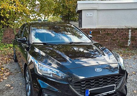 Ford Focus 2,0 EcoBlue 110kW Active ST-Line