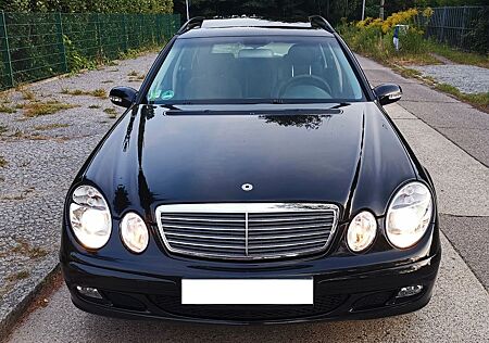 Mercedes-Benz E 200 Kompr. AUTOMATIK Xenon TÜV05.26NAVI S.dach