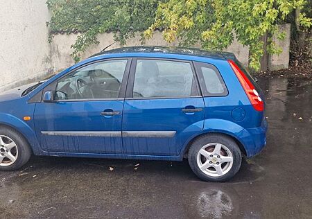 Ford Fiesta 1,4 16V Style EST Style