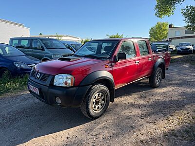 Nissan Navara NP300 Pick-up Double Cab 4X4