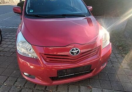Toyota Verso 1.8l Valvematic Life