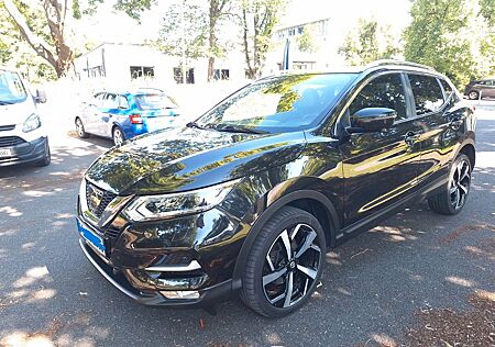 Nissan Qashqai 1.6 DIG-T Tekna