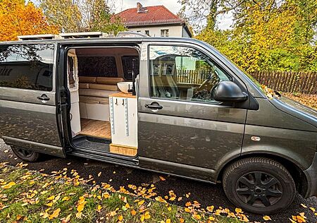 VW T5 Caravelle gebraucht kaufen VW T5 Caravelle Volkswagen T5 2.0 TDI Camper, langer Radstand, eigen Ausbau