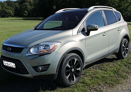 Ford Kuga 2,0 TDCi 4x4 Titanium Titanium