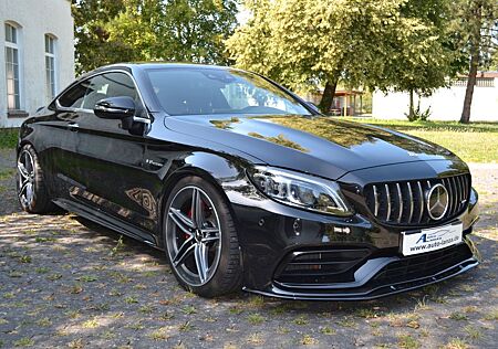Mercedes-Benz C63 S AMG Coupe Performance Pano LED Navi Kamera