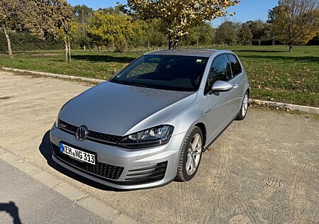 VW Golf Volkswagen 2.0 TDI DSG BMT GTD GTD