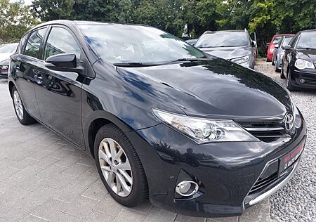 Toyota Auris Life+ *Kamera*Klima