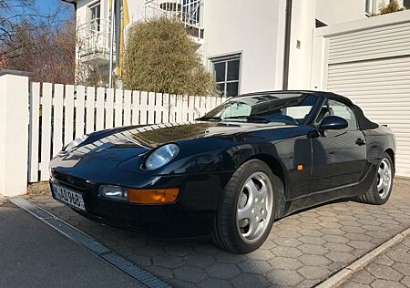 Porsche 968 - Cabriolet dunkelblau-metallic