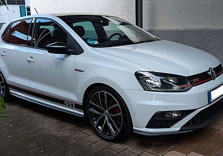 VW Polo Volkswagen 1.8 TSI DSG GTI - sehr gepflegt