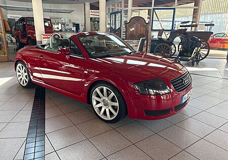 Audi TT Roadster 1.8T 132 kW - amulettrot
