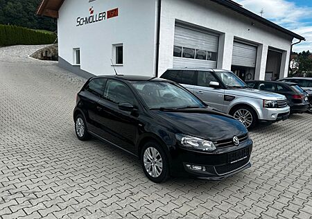 VW Polo Volkswagen V Life