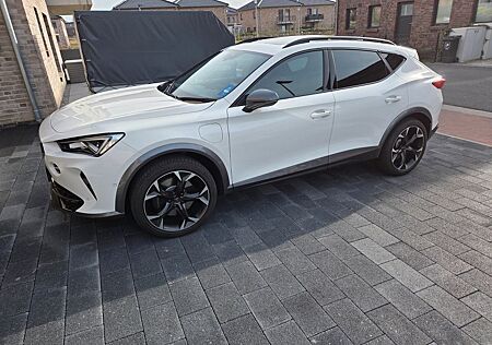 Cupra Formentor 1.4 e-HYBRID 180kW VZ DSG VOLL PANO GA