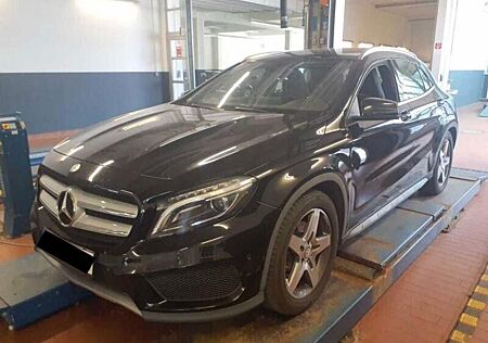 Mercedes-Benz GLA 220 GLA 220d 4Matic Aut. AMG Line