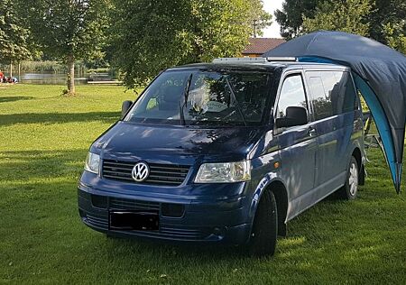 VW T5 Multivan Volkswagen - sehr viel Zubehör