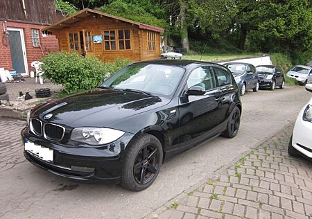 BMW 116i ,2 Hand,Schekheft,
