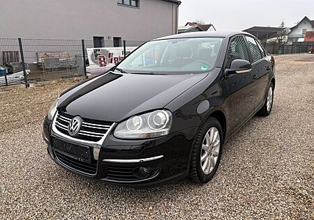 VW Jetta Volkswagen V Sportline, AHK, 2.Hand, PDC, XENON