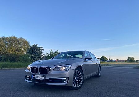 BMW 730d Facelift VOLL