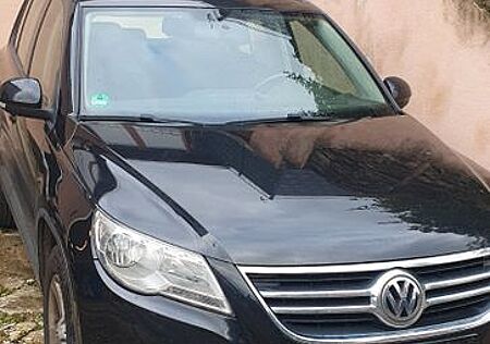 VW Tiguan Volkswagen 2.0 TDI 4MOTION Track & Field Track &...