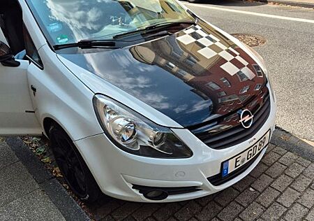 Opel Corsa 1.4 Color Edition Color Edition