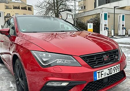 Seat Leon FR DSG 2.0 Schiebedach mit Apple CarPlay