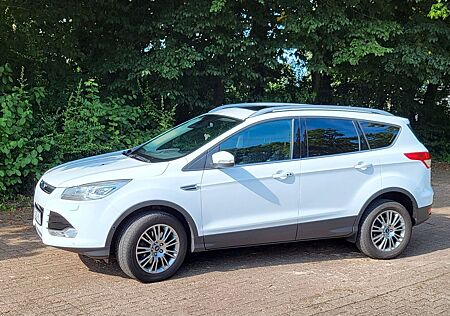 Ford Kuga 1,6 EcoBoost 4x4 182PS Autom. ...