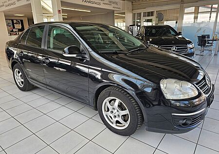 VW Jetta Volkswagen V United