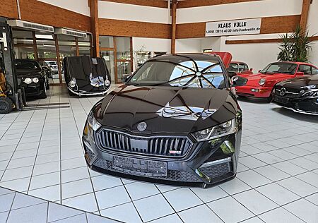 Skoda Octavia 2.0 TDI RS Plus 4x4 Matrix Lede HUD Pano