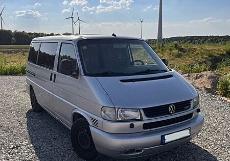 VW T4 Caravelle Volkswagen 2.5 TDI 75kW Standard