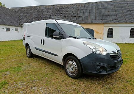 Opel Combo 1,3cdti 66 kw -D-Van