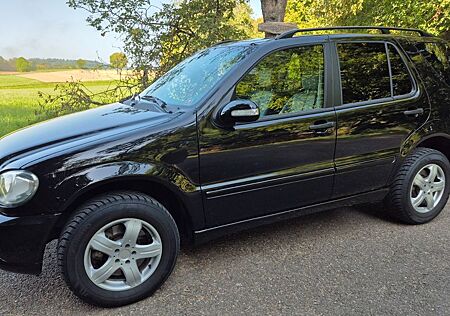 Mercedes-Benz ML 270 CDI - Garagenfahrzeug 2. Hand 75000Km