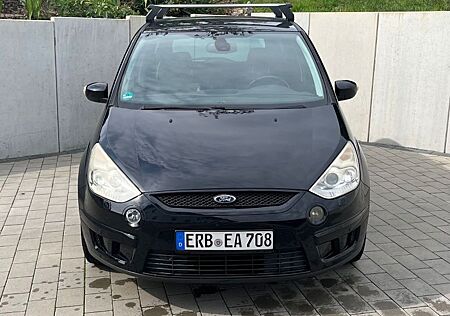 Ford S-Max 2.0 Ambiente Ambiente