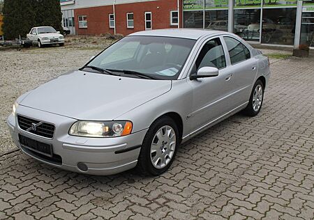 Volvo S60 2.4 Xenon HU 12/2025 Elek. Sitze Service Neu