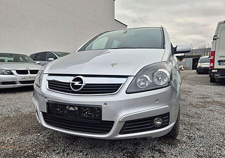 Opel Zafira B Edition Plus