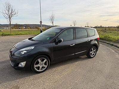 Renault Grand Scenic 2.0 dCi Automatik TÜV 08/28 AHK