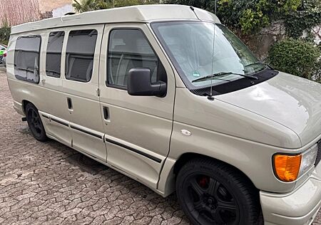 Ford Econoline E 150