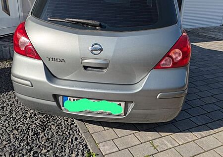 Nissan Tiida 1.6