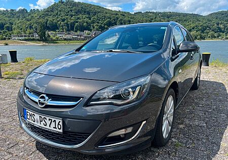 Opel Astra J Sports Tourer Innovation