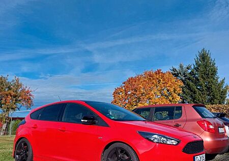 Ford Focus 1,5 EcoBoost 134kW ST-Line ST-Line