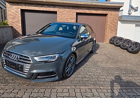 Audi S3 gebraucht kaufen Audi S3 2.0 TFSI S tronic quattro Sportback -