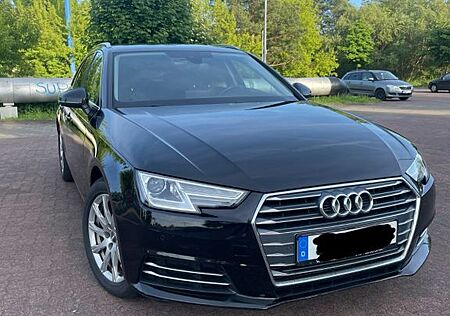 Audi A4 metallic Schwarz