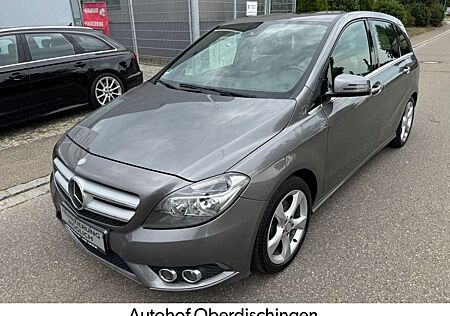 Mercedes-Benz B 180 /Leder/Navi