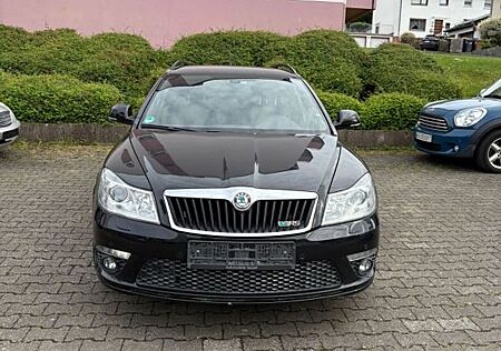 Skoda Octavia Combi 2.0 TFSI DSG RS RS