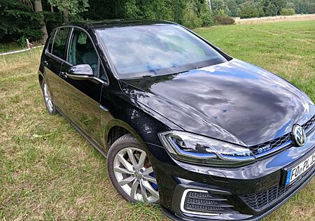 VW Golf Volkswagen 1.4 TSI DSG GTE