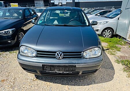 VW Golf Volkswagen 1.6 Auto Highline
