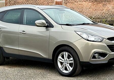 Hyundai ix35 2.0 CRDi 135 kW Premium 4WD Keyl Navi Xenon