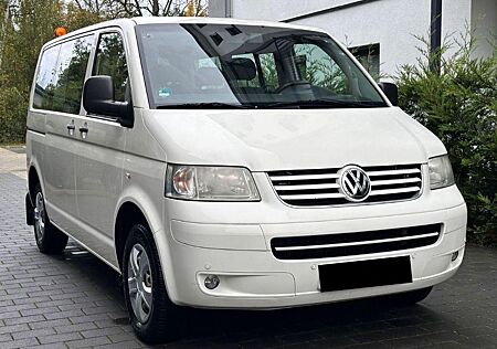 VW T5 Caravelle Volkswagen Trendline*AUTOMATIK*